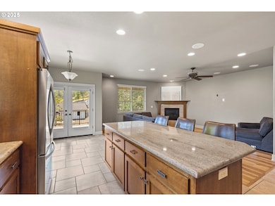 251 Winchester Creek Ave, Winchester, OR 97495 - photo 6