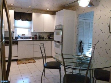 107 Brookthorpe Terrace, Broomall, PA 19008 - photo 4