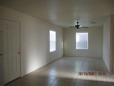 612 Mauer Rd unit 1, El Paso, TX 79915 - photo 2