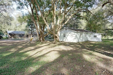3138 Drum Rd, Zephyrhills, FL 33541 - photo 2
