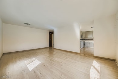 4323 Paramount St, Las Vegas, NV 89115 - photo 4