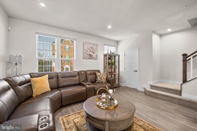 733 Sky Bridge Dr, Upper Marlboro, MD 20774 - photo 4