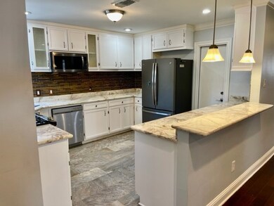 906 Algregg St, Houston, TX 77009 - photo 5