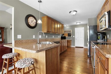 2304 Preswyck Ct, Maryville, IL 62062 - photo 7