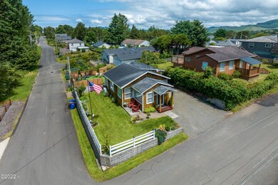 1015 SW 16th St, Lincoln City, OR 97367 - photo 3