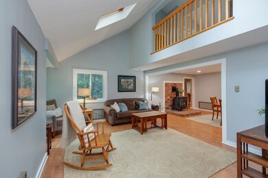 19 Quaker St, Newton, NH 03858 - photo 5