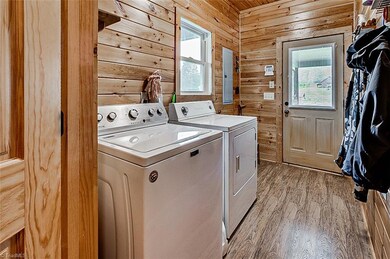 1749 Pine Hill Rd, Asheboro, NC 27205 - photo 7