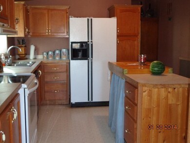 10598 S Miller School Rd, North Platte, NE 69101 - photo 4