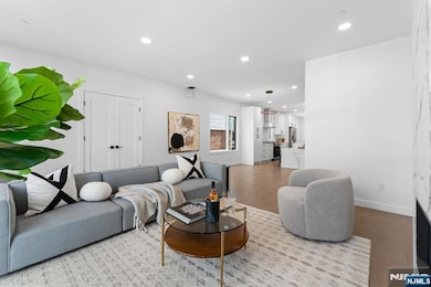 230 Grant Ave unit Townhouse, Cliffside Park, NJ 07010 - photo 5