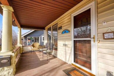 152 E longview Ave (41)