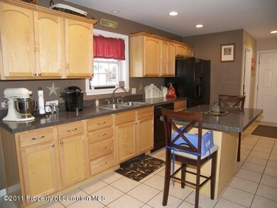 114 Little Spike Way, Scranton, PA 18504 - photo 4