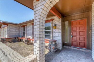 1629 Lomaland Dr, El Paso, TX 79935 - photo 2