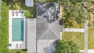 7235 SW 39th St, Miami, FL 33155 - photo 2