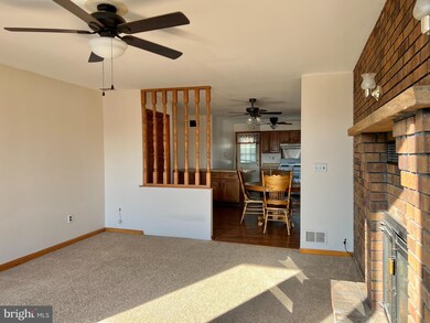 6928 Sollers Point Rd, Dundalk, MD 21222 - photo 4