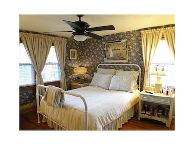 1716 Coleman Ave, Lansing, MI 48910 - photo 6