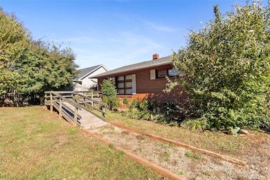 1837 Slater Rd, Charlotte, NC 28216 - photo 3