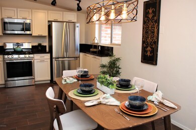 Kitchen dining room