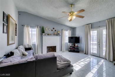 1816 N Torrey Pines Dr, Las Vegas, NV 89108 - photo 6