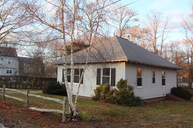 53 Linwood Ave, Bourne, MA 02532 - photo 4