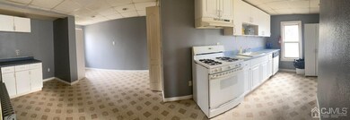 289 Conover St, South Amboy, NJ 08879 - photo 5