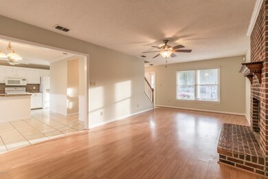 101 Coachman Ct, Jacksonville, NC 28546 - photo 6