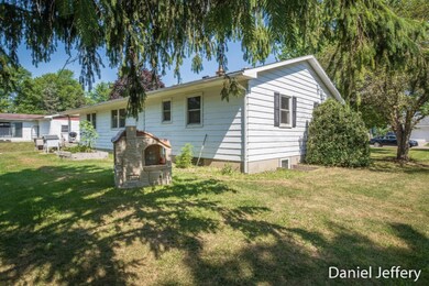 1116 Janice St, Wayland, MI 49348 - photo 3