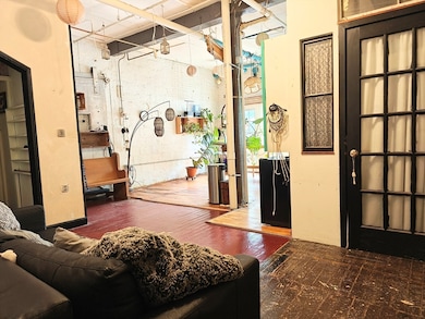 226 Pearl St unit 1R, Somerville, MA 02145 - photo 3