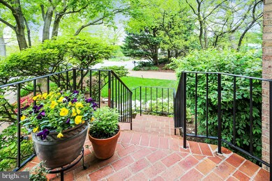 2311 Highland Ave, Falls Church, VA 22046 - photo 3