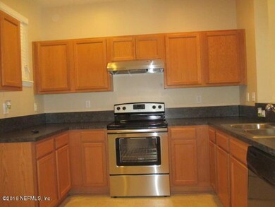 8868 Inlet Bluff Dr, Jacksonville, FL 32216 - photo 5