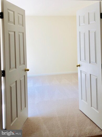 11111 Sceptre Ridge Terrace, Germantown, MD 20876 - photo 7