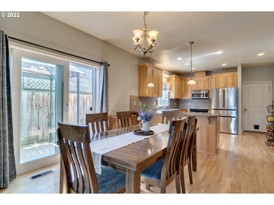 678 NW 4th Ave, Canby, OR 97013 - photo 6