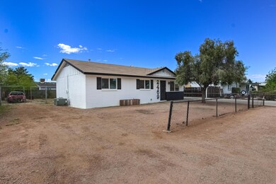 2469 W Cactus Wren St-3