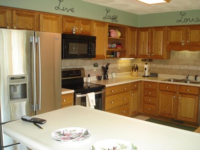 2888TULIP LANE 039
