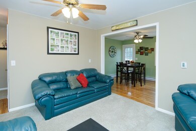13180 Riverside Dr-106