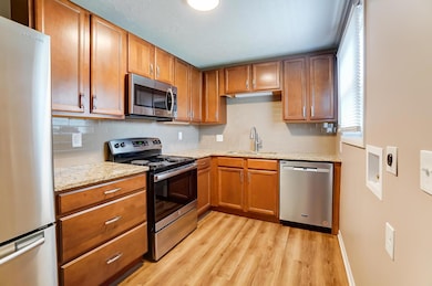 4549 Grimsby Rd, Columbus, OH 43227 - photo 7