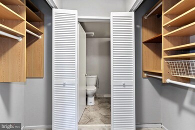 1645 Parkcrest Cir unit 100, Reston, VA 20190 - photo 6