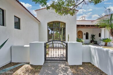 Private Courtyard