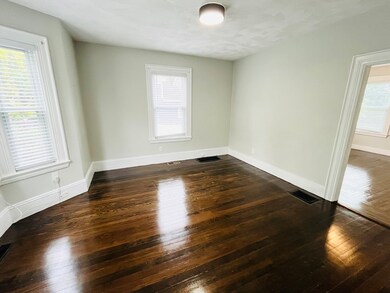 25 Auburn St, Woburn, MA 01801 - photo 6