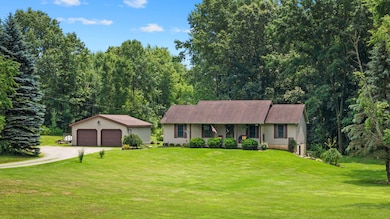 7899 Benn Rd, Parma, MI 49269