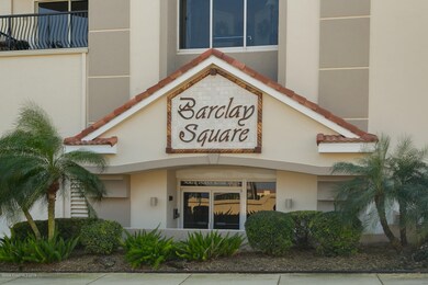 Barclay Square 402