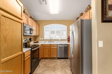 563 N Overland, Mesa, AZ 85207 - photo 5