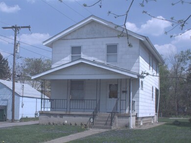 464 Whitethorne
