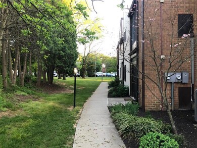 991 Village Round unit J, Allentown, PA 18106 - photo 6