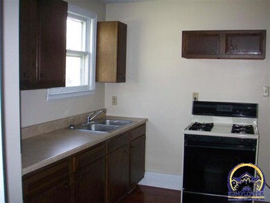 1901 SW Lane St, Topeka, KS 66604 - photo 7