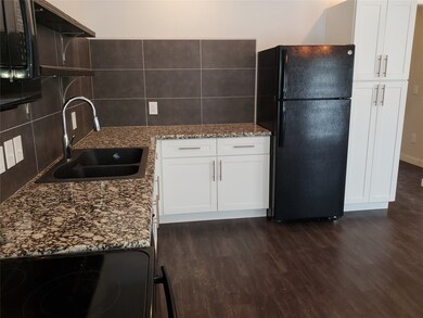 1119 Fred St unit B, Houston, TX 77088 - photo 7