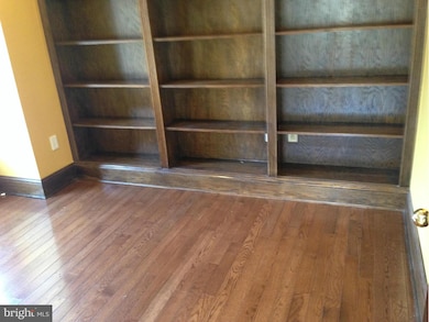 14405 Medwick Rd, Upper Marlboro, MD 20774 - photo 2