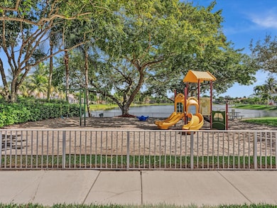 1089 SW 159th Terrace, Pembroke Pines, FL 33027 - photo 3