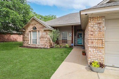1809 Laura St, Weatherford, TX 76086 - photo 3