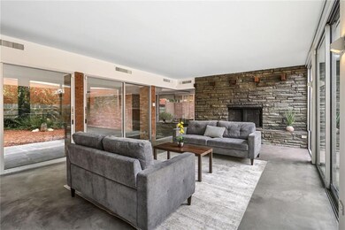 Living Room with furniture - plenty of space