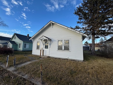 813 4th St SE, Bemidji, MN 56601 - photo 2